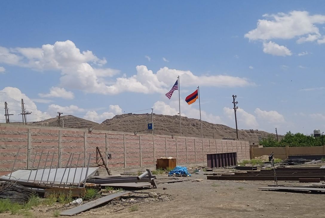 Մետաղաձուլարանը կառուցվելու է Երասխում, Արարատում էլ նոր գործարան է կառուցվելու