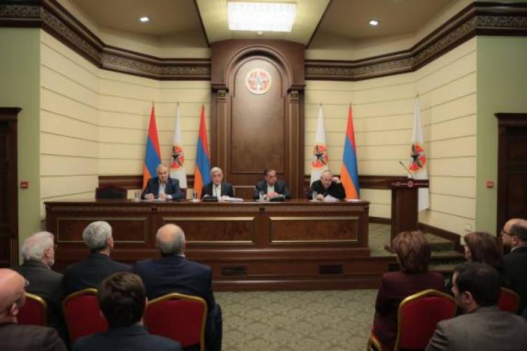 Ո՞վ է ՀՀԿ–ի վարչապետի թեկնածուն․ «Հրապարակ»