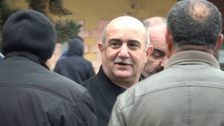 «Հրապարակ»․ Սամվել Բաբայանը որոշել է «տերն ու ծառան» խաղալ Արայիկ Հարությունյանի հետ