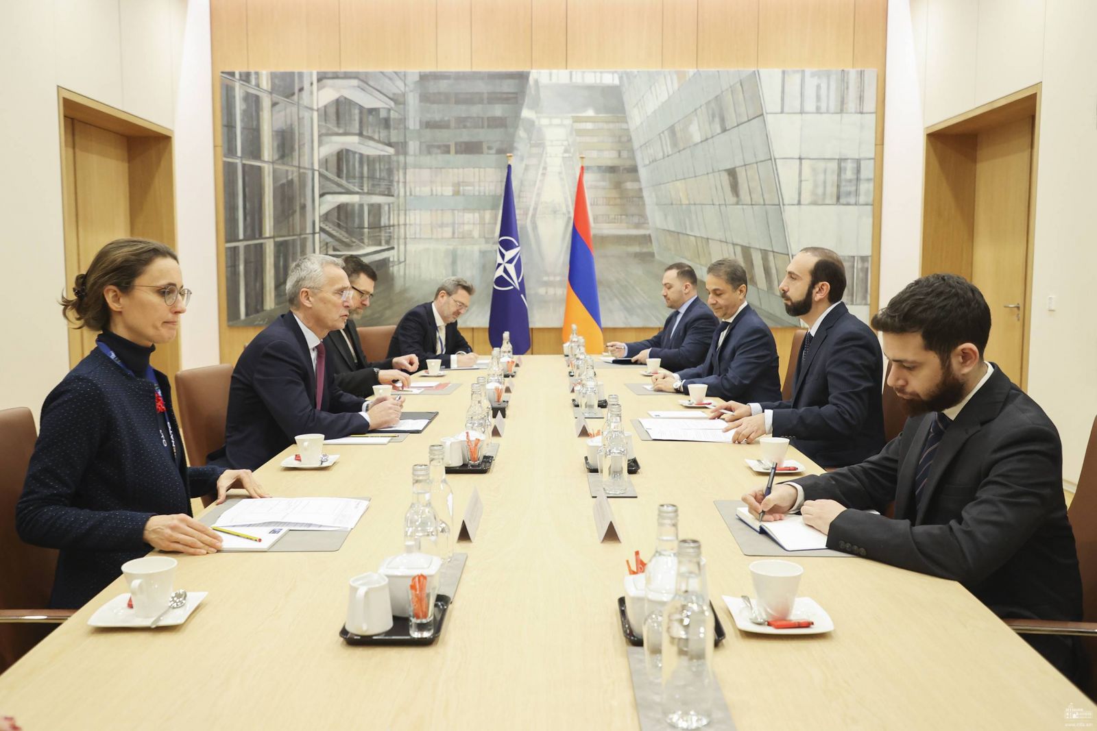 Мирзоян представил генеральному секретарю НАТО гуманитарный кризис, сложившийся в Нагорном Карабахе вследствие незаконного блокирования Азербайджаном Лачинского коридора