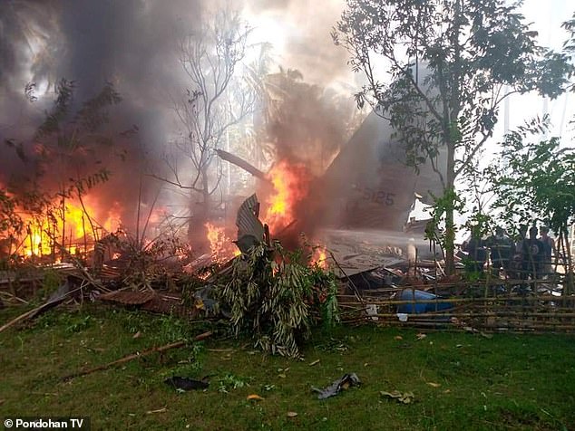 Ֆիլիպիններում ինքնաթիռի կործանման հետևանքով զոհվածների թիվը հասել է 31-ի (լուսանկարներ, տեսանյութ)