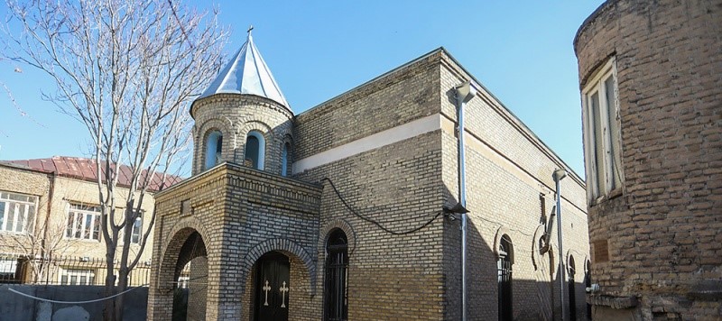80-ամյա հայկական եկեղեցի՝ Իրանի հյուսիսարևելյան կրոնական քաղաքում (լուսանկարներ)