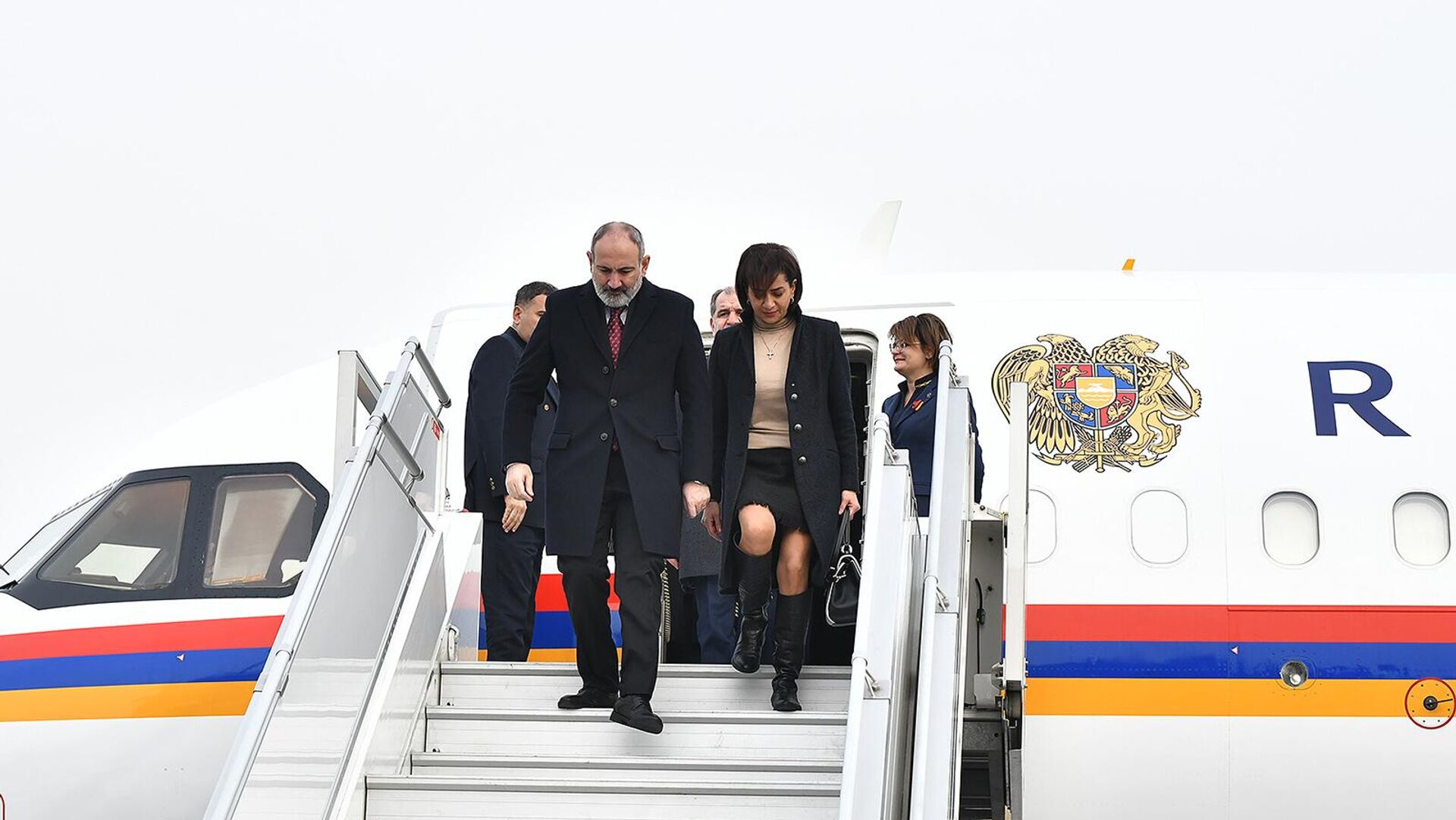 Премьер-министр с рабочим визитом отбыл в Молдову