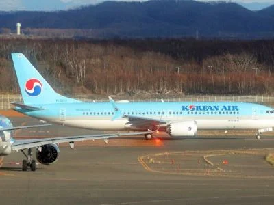 На севере Японии в аэропорту столкнулись два самолета