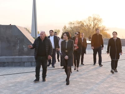«Ժամկետները պետք է պահպանել». ԿԳՄՍ նախարարը հերթական այցն է կատարել Ծիծեռնակաբերդի հուշահամալիր