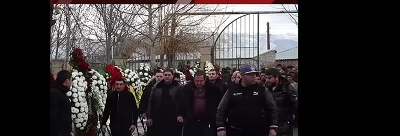 Գագիկ Ծառուկյանը և Ստեփան Դեմիրճյանը ներկա են Վազգեն Սարգսյանի հոր հոգեհանգստի արարողությանը
