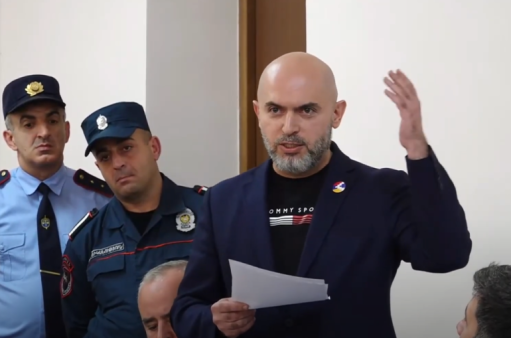 Армен Ашотян останется под арестом