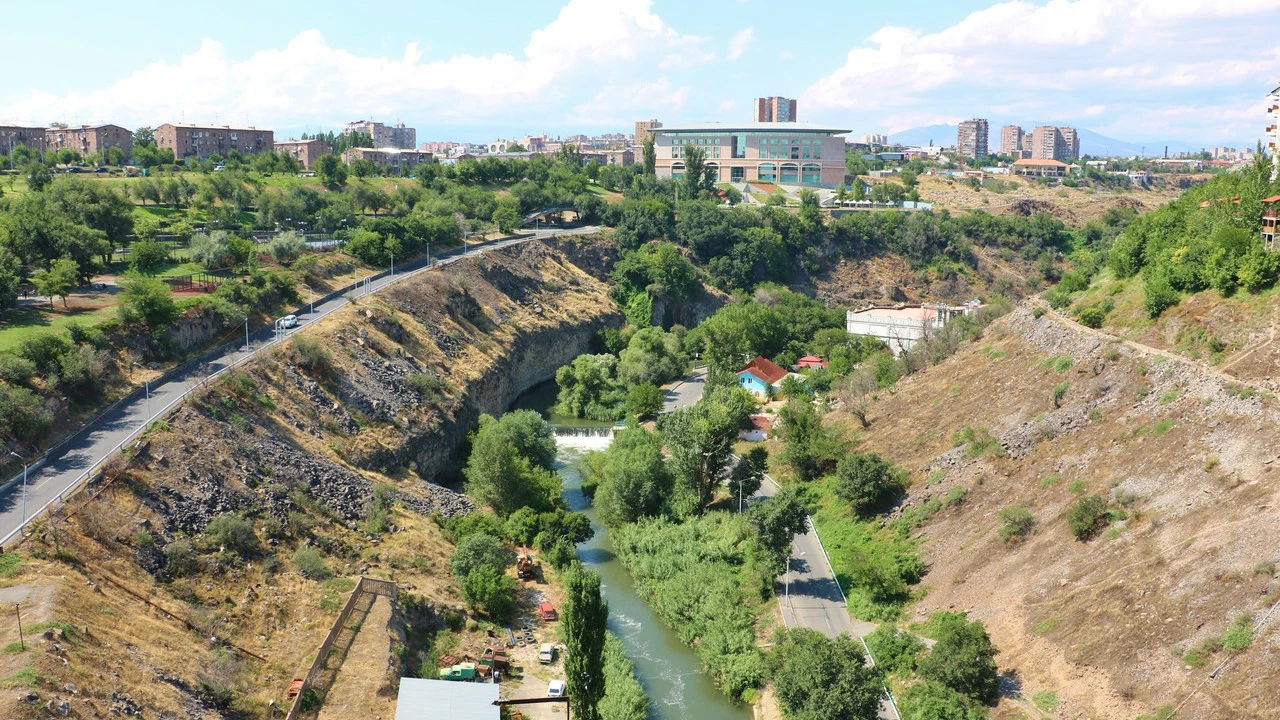 Հրազդանի կիրճին պահպանվող տարածքի կարգավիճակ շնորհելու հարցը կքննարկվի ավագանու նիստում