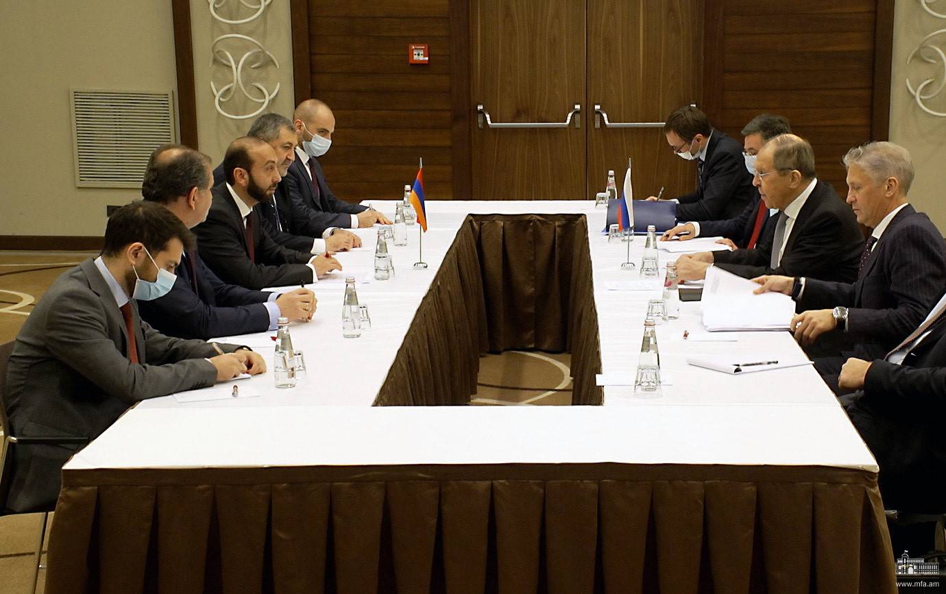 Арарат Мирзоян и Сергей Лавров обсудили вопросы, связанные с урегулированием нагорно-карабахского конфликта