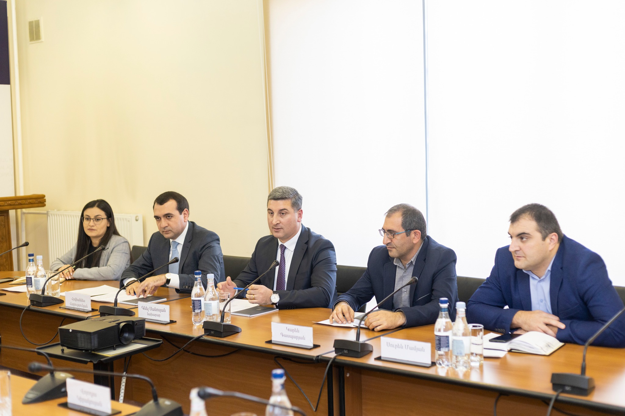 Գնել Սանոսյանն ընդունել է Հայաստանի հանքագործների և մետալուրգների միության անդամներին