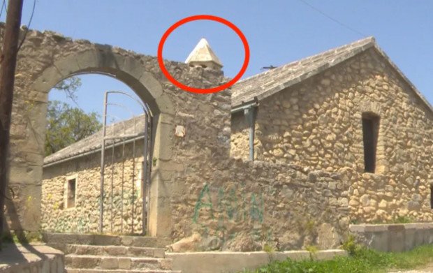 Ադրբեջանը պղծել է Հադրութի եկեղեցին. հանվել է խաչը, ջնջվել հայկական արձանագրությունը (Լուսանկարներ)