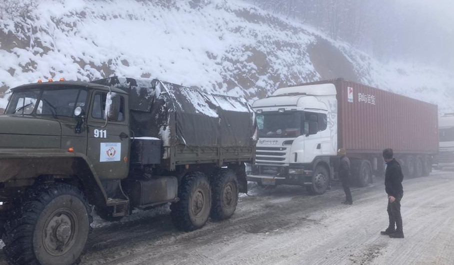 Տաթև-Լծեն ճանապարհի արգելափակումից դուրս է բերվել 6 բեռնատար ավտոմեքենա