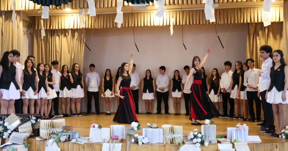 «Ձեզ միշտ ուղեկցելու են դպրոցում ձեռք բերած արժեքները». Ժաննա Անդրեասյանը ներկա եղել Վերջին դասի միջոցառումներին