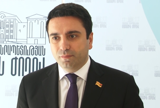 Для спикера парламента Армении будет куплен новый автомобиль стоимостью в 200 тысяч долларов
