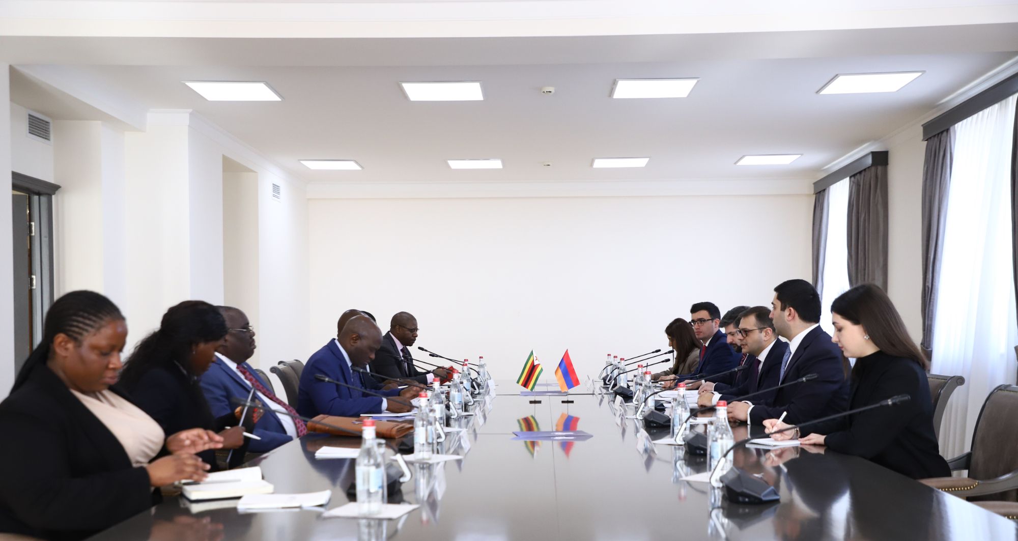 Քաղաքական խորհրդակցություններ են անցկացվել Հայաստանի և Զիմբաբվեի արտաքին գերատեսչությունների միջև