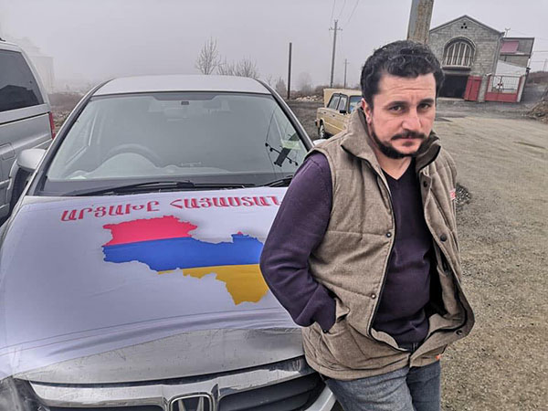 Ակցիա անող բազմանդամ ընտանիքի հորը ոստիկանությունն ազատ է արձակել (տեսանյութ)