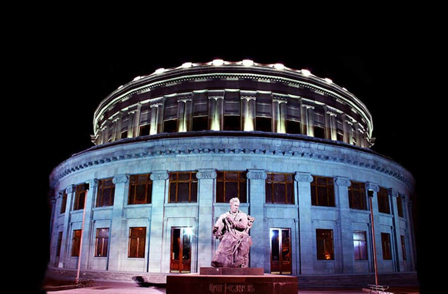 Օպերային թատրոնն անթույլատրելի է համարում էլեկտրաէներգիայի ընդհատումները. ղեկավար կազմը կդիմի իրավասու մարմիններին