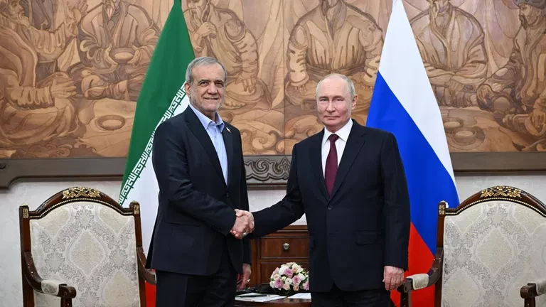 Իրանի նախագահը ժամանել է Ռուսաստան
