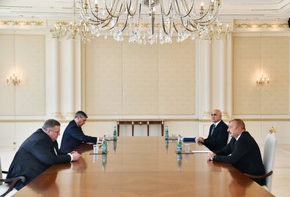 Ալիևն ու ՌԴ փոխվարչապետը բանակցում են