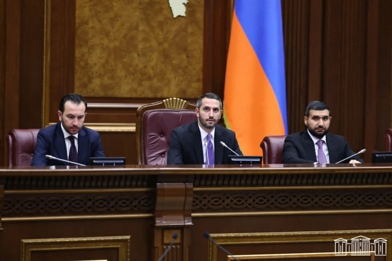 Բա ուր մնացին «քաղաքակրթությունը», «բարեկրթությունն» ու «բարեվարքությունը». «Փաստ»