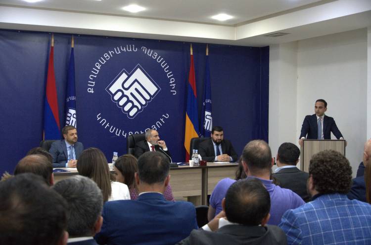  Ո՞ւմ է աջակցելու Խաչատուր Սուքիասյանը․ «Հրապարակ»