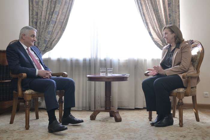 Փոխվարչապետն ԱՄՆ դեսպանին է ներկայացրել Լաչինի միջանցքի արգելափակման արդյունքում ստեղծված իրավիճակը