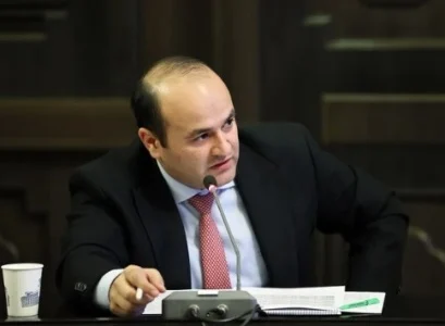 ԼՂ-ի աշխատունակ մեր հայրենակիցները պետք է աշխատեն. Նախարարը՝ աջակցությունը դադարեցնելու մասին