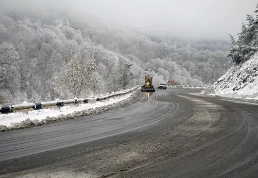 Գավառի, Մարտունիի, Ապարանի տարածաշրջանների ավտոճանապարհներին ձյուն է տեղացել