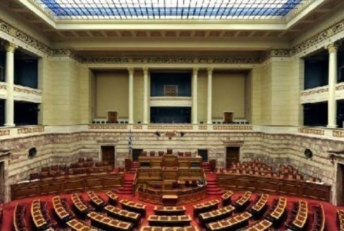 Հունաստանի խորհրդարանն ընդունել է 30 հազար անօրինական միգրանտների կացությունն օրինականացնող օրենք