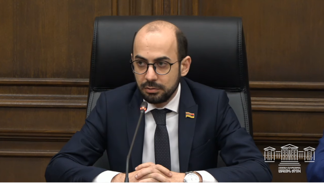 Ռուսական 102-րդ ռազմաբազայի դուրսբերման մասին տեղեկությունն անհեթեթություն է. պատգամավոր