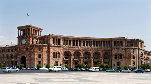 Սևազգեստ մայրերն ու այրիները վաղը Կառավարության շենքի դիմաց ցույց կանեն