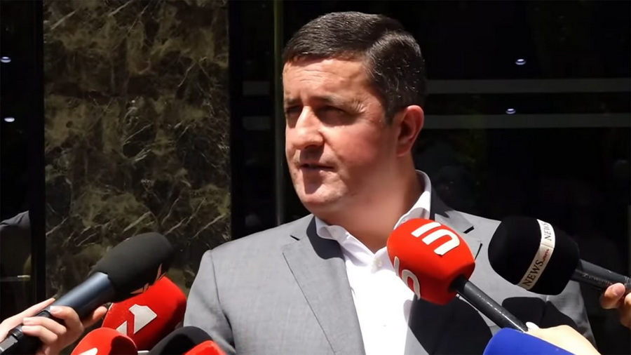 «Ուժեղ Հայաստանին» չգրանցելը նշանակում է կասկածի տակ դնել ընտրությունները. Դավիթ Ղազինյան