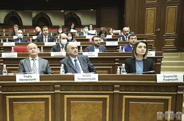 ՔՊ-ական պատգամավորները Դիլիջանում են․ NDI-ի փորձագետները թրեյնինգներ են անցկացնում․ «Հրապարակ»