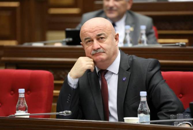 Ինչու ՔՊ-ական պատգամավորը չի պատժվում սեռական բնույթի հայհոյանքներ գրելու համար. «Ժողովուրդ»