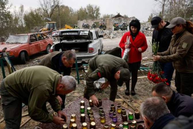 Ուկրաինայում հայտնել են, որ Խարկովի գյուղերից մեկի գնդակոծության հետևանքով զոհերի թիվը հասել է 52-ի