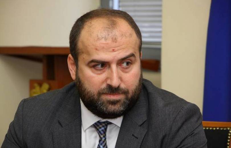 «Շրջակա միջավայրի նախարարը խուսափում է ներկայանալ խորհրդարան». Անվստահություն Էրիկ Գրիգորյանին 
