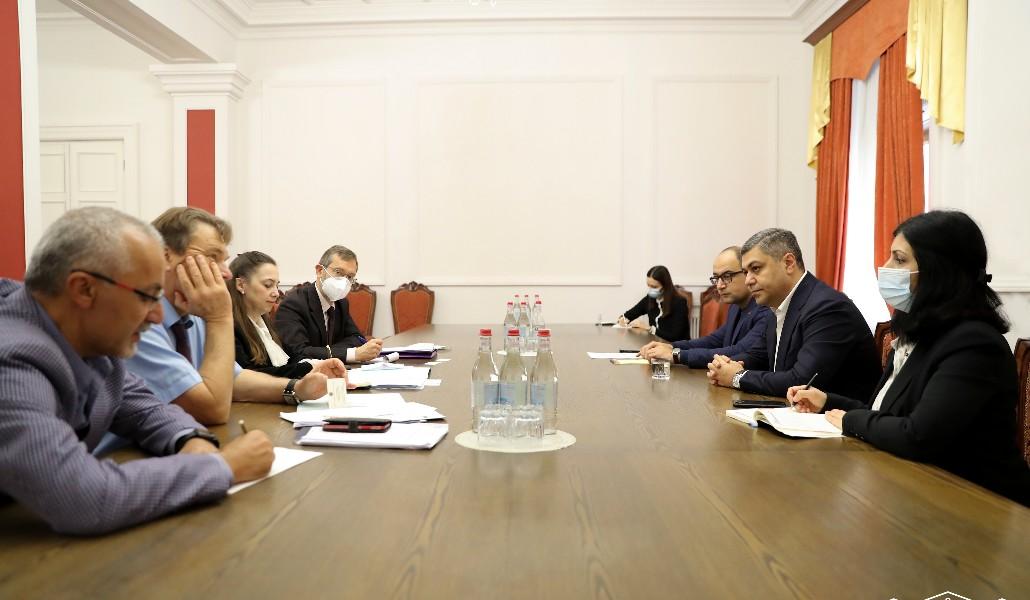 ԱԺ «Պատիվ ունեմ» խմբակցության ներկայացուցիչները հանդիպել են ԵԽԽՎ մոնիտորինգի ՀՀ հարցերով համազեկուցողների հետ