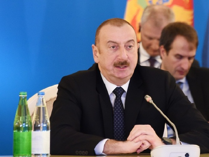 Алиев негодует: в качестве добровольцев на войну с Арменией записались всего 150 человек    