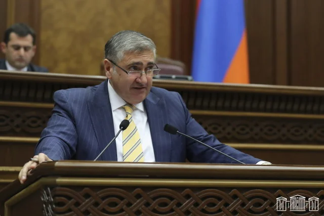 Փաշինյանը փորձել է ցույց տալ, որ մեղավոր են իր ենթականները, որ իրեն ճիշտ չեն զեկուցել պադավատների մասին. Խաչատրյան