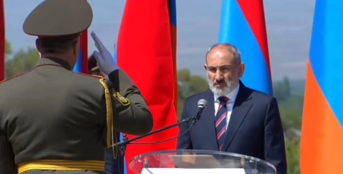  Փաշինյանը և բարձրաստիճան պաշտոնյաները Սարդարապատի հուշահամալիրում են․ ուղիղ