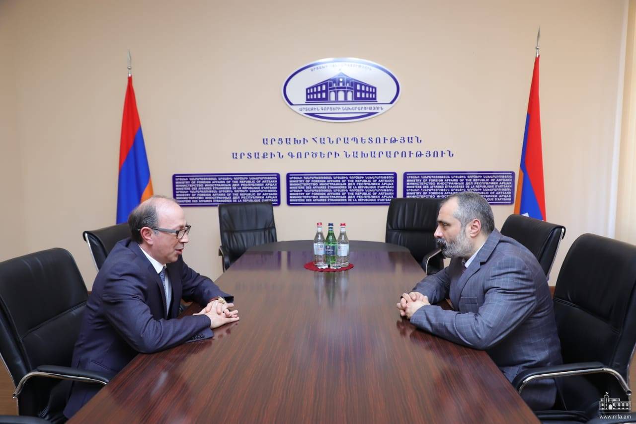 Заявление о перемирии от 9 ноября не касается статуса Арцаха: Ереван ответил Алиеву