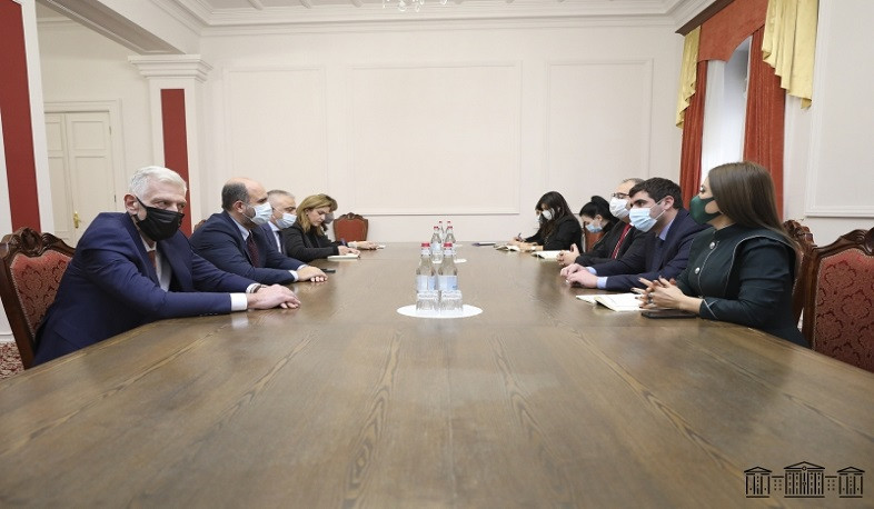 ԱԺ Հայաստան-Հունաստան բարեկամական խմբի անդամները հանդիպել են Հունաստանի խորհրդարանի Հունաստան-ՀՀ բարեկամական խմբի նախագահի հետ