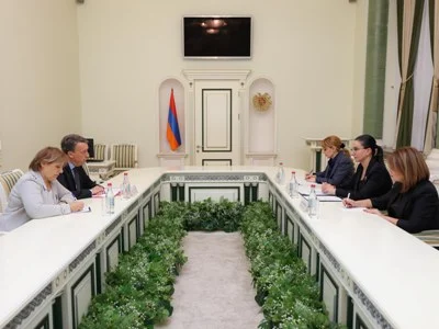 Գլխավոր դատախազն ու Հայաստանում Բելգիայի դեսպանը քննարկել են երկուստեք հետաքրքրություն ներկայացնող մի շարք հարցեր