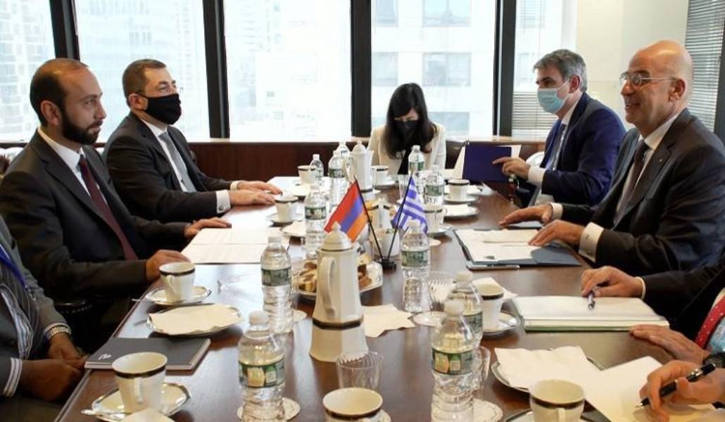 Արարատ Միրզոյանը Հունաստանի ԱԳ նախարարի հետ քննարկել է տարածաշրջանային օրակարգի մի շարք հրատապ հարցեր