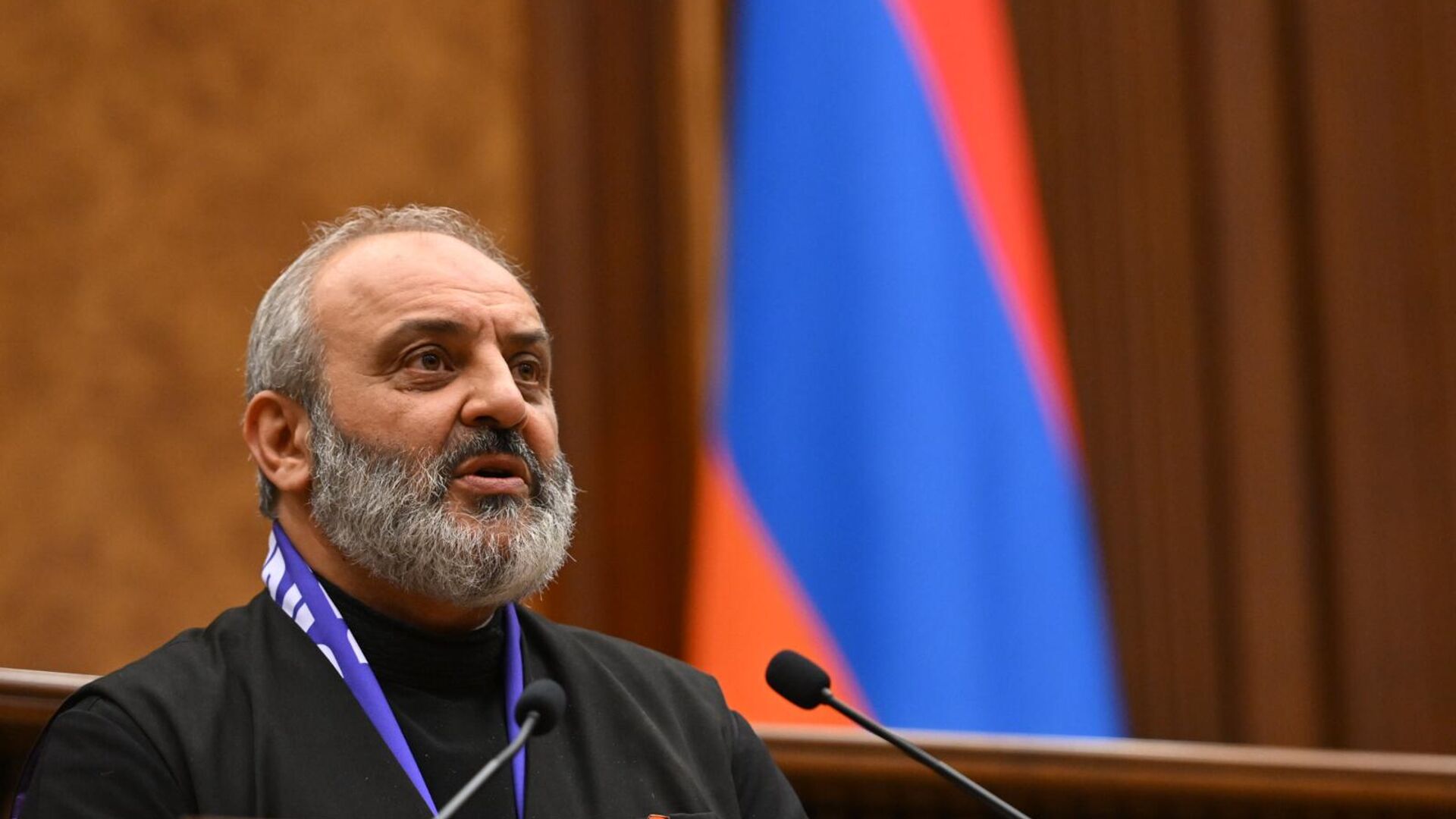 Այո՛, մենք գերեվարված ենք և պատանդառված թշնամու կողմից. Բագրատ Սրբազան
