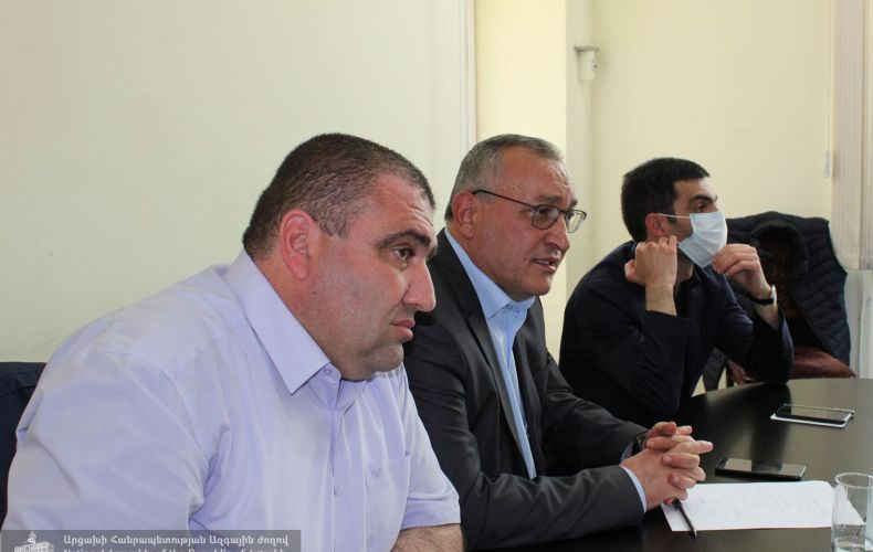 Միքայել Վիրաբյանը Արթուր Թովմասյանի գլխավորած պատվիրակությանն է ներկայացրել ՀՀ-ում ԱՀ կառավարության օպերատիվ շտաբի կատարած աշխատանքները