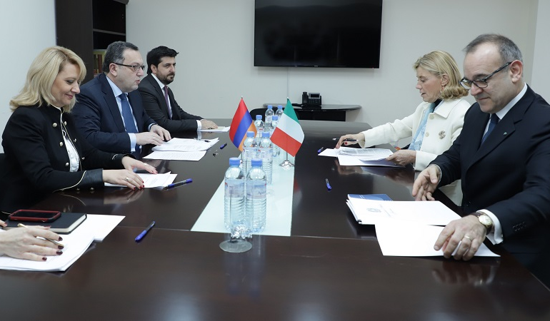ՀՀ և Իտալիայի ԱԳՆ-ները քննարկել են տարածաշրջանային ու միջազգային հարցեր