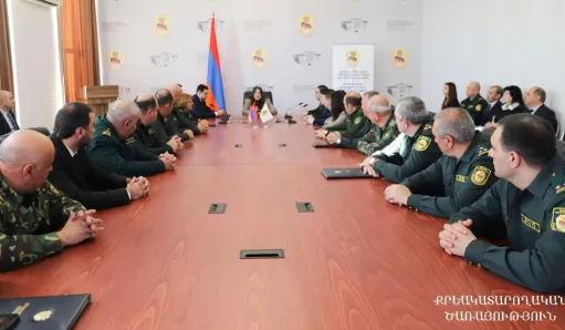 Քրեակատարողական ծառայության պետ Ծովինար Թադևոսյանն անձնակազմին ներկայացրել է նորանշանակ տեղակալին