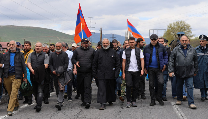 Ո՞րն է լինելու հաջորդ քայլը. «Հրապարակ»
