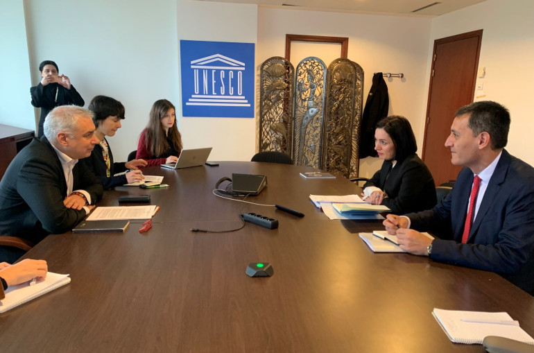 Ժաննա Անդրեասյանը ՅՈՒՆԵՍԿՕ-ի ներկայացուցիչների հետ քննարկել է ԼՂ-ում հայկական հուշարձանների ոչնչացման հարցը
